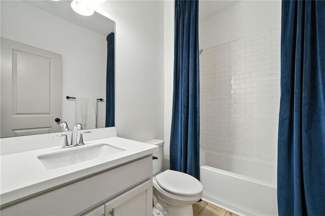 160 Crest Brooke Drive, Holly Springs, GA 30115