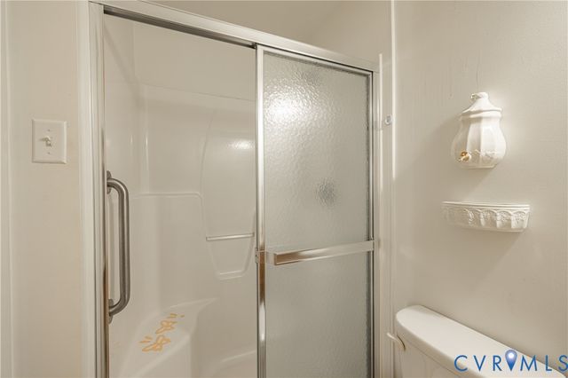 708 James Ave, Colonial Heights, VA 23834