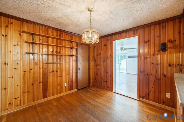 708 James Ave, Colonial Heights, VA 23834