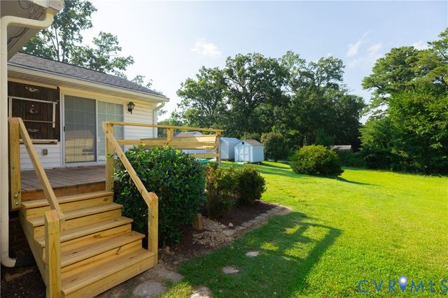 708 James Ave, Colonial Heights, VA 23834