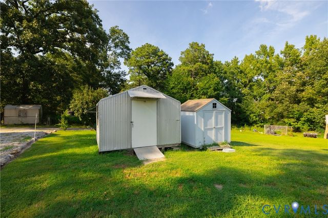 708 James Ave, Colonial Heights, VA 23834