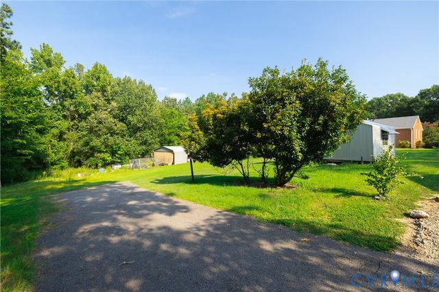 708 James Ave, Colonial Heights, VA 23834