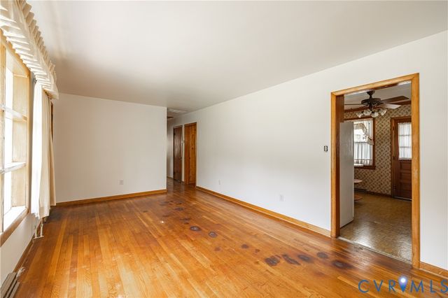 708 James Ave, Colonial Heights, VA 23834