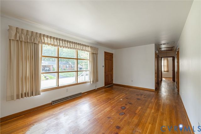 708 James Ave, Colonial Heights, VA 23834