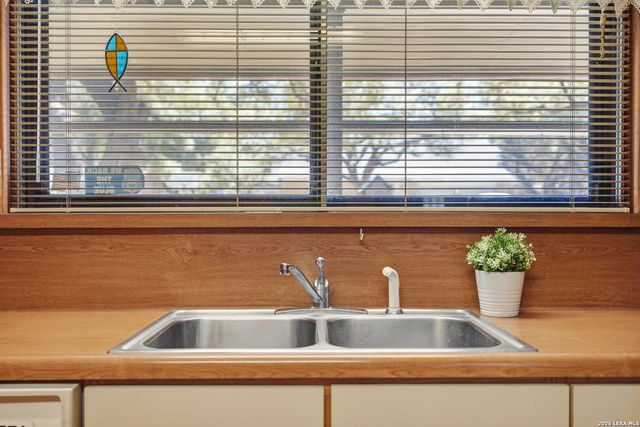 8815 Sagebrush, San Antonio, TX 78217