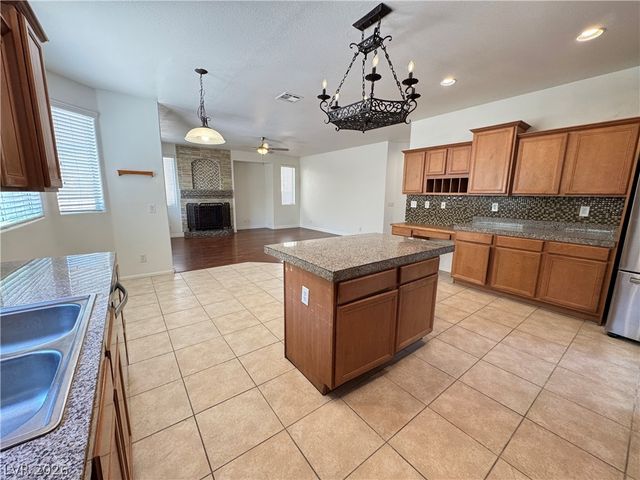 3055 Costa Miole Drive, Las Vegas, NV 89141