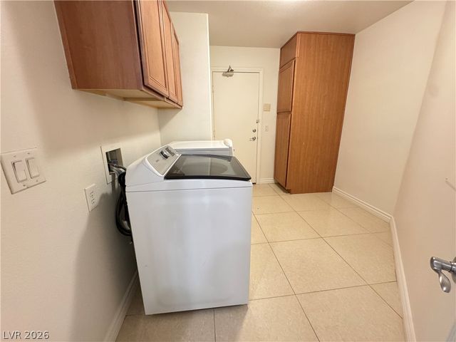 3055 Costa Miole Drive, Las Vegas, NV 89141