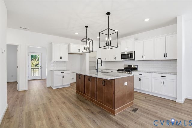 7613 Oak Grove Tree Dr, Chesterfield, VA 23832