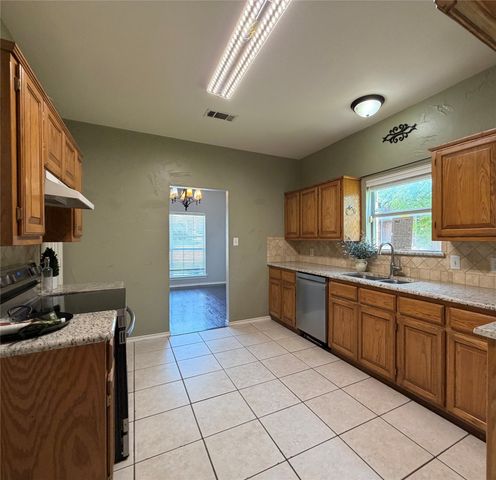 3955 Luke Lane, Carrollton, TX 75007
