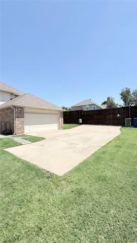 3955 Luke Lane, Carrollton, TX 75007