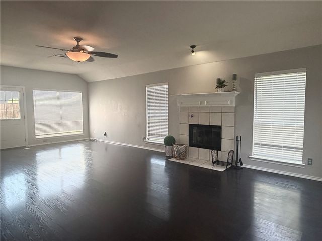 3955 Luke Lane, Carrollton, TX 75007
