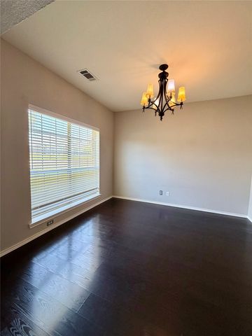 3955 Luke Lane, Carrollton, TX 75007