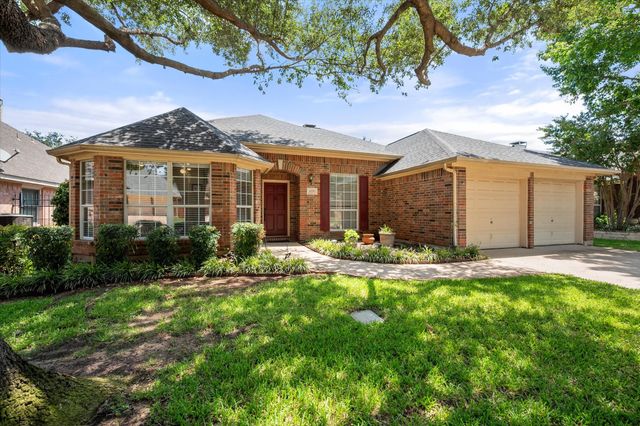 6339 Cobblestone Lane, Arlington, TX 76001