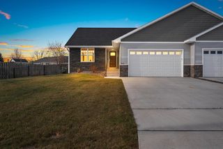 843 RED HAWK DRIVE, Pulaski, WI 54162