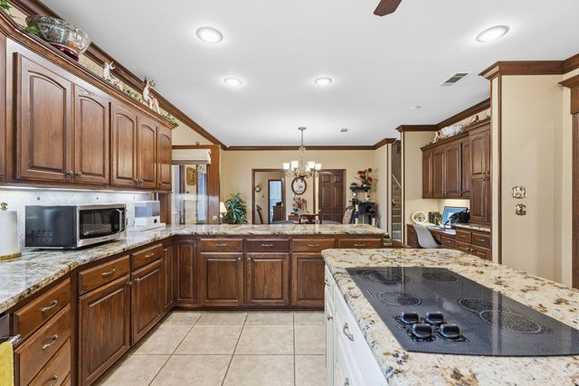 1101 Garden Park Circle, Tyler, TX 75703