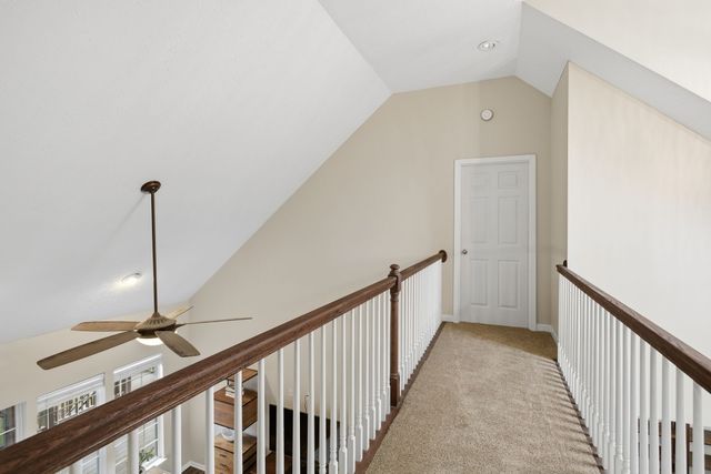 663 Cummings Ln, Cottontown, TN 37048