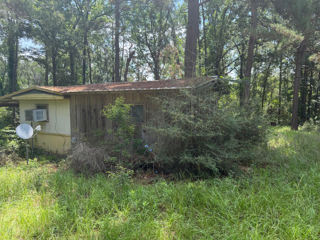 161 Howard, Hornbeck, LA 71439