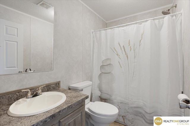 12465 Ann Drive, Blair, NE 68008