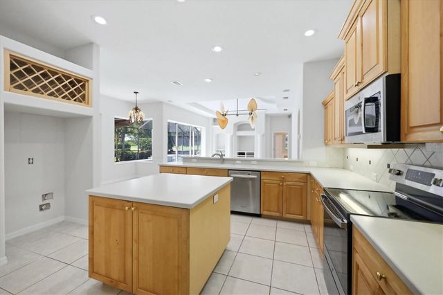 6847 ARECA BOULEVARD, Sarasota, FL 34241