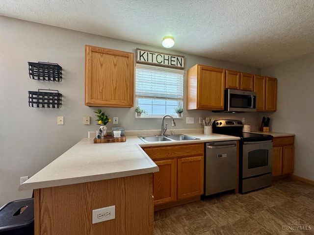 250 Hartford Court, Hamilton Twp, OH 45039