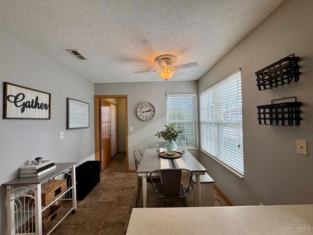 250 Hartford Court, Hamilton Twp, OH 45039