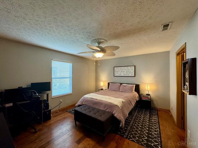 250 Hartford Court, Hamilton Twp, OH 45039