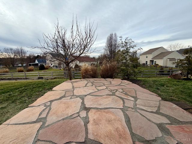 250 Hartford Court, Hamilton Twp, OH 45039