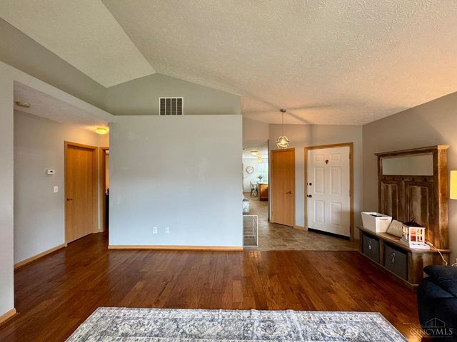 250 Hartford Court, Hamilton Twp, OH 45039