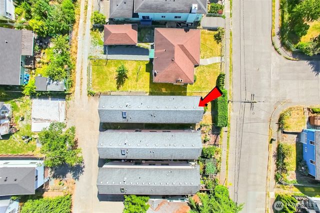 3910 S Holly Street, Seattle, WA 98118