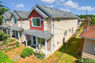 3910 S Holly Street, Seattle, WA 98118