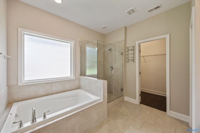 2124 Big Leaf Drive, Huntsville, AL 35803