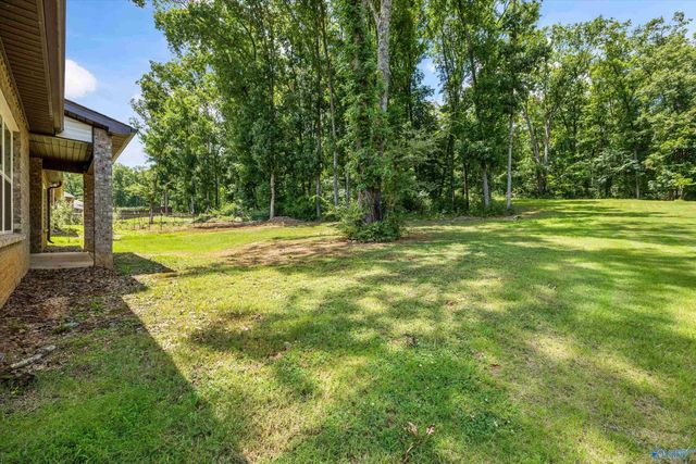 2124 Big Leaf Drive, Huntsville, AL 35803