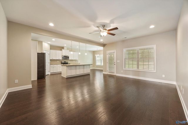 2124 Big Leaf Drive, Huntsville, AL 35803