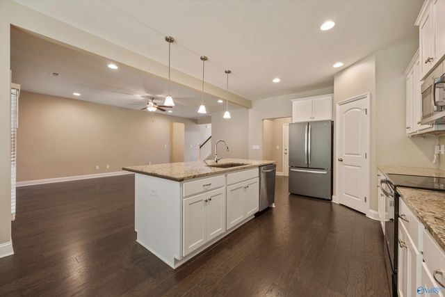 2124 Big Leaf Drive, Huntsville, AL 35803