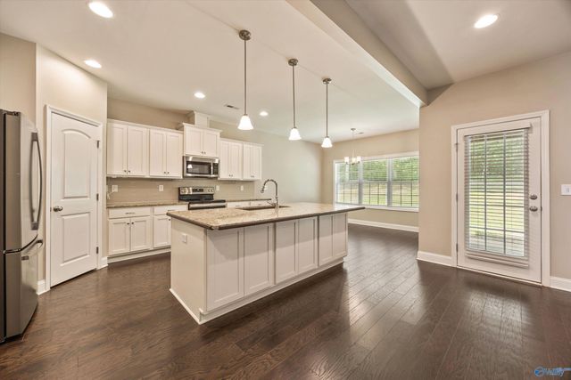 2124 Big Leaf Drive, Huntsville, AL 35803