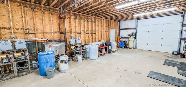 1228 W Gentry Avenue, Checotah, OK 74426