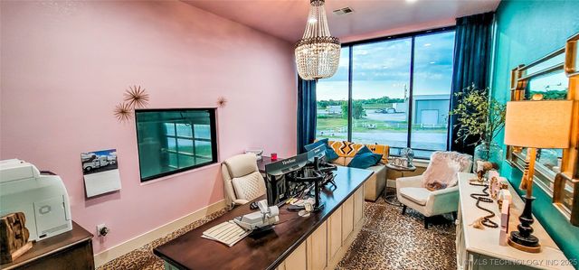 1228 W Gentry Avenue, Checotah, OK 74426