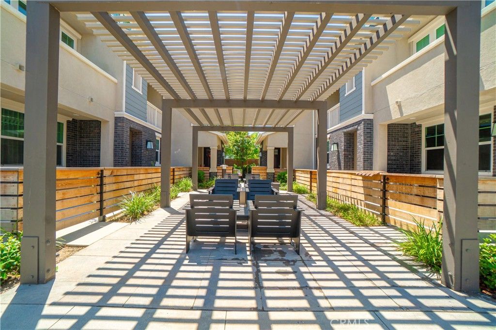 Image 34 of property listing at 16434 Whittier #6 Boulevard, Whittier, CA 90603