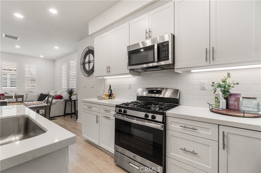 Image 8 of property listing at 16434 Whittier #6 Boulevard, Whittier, CA 90603