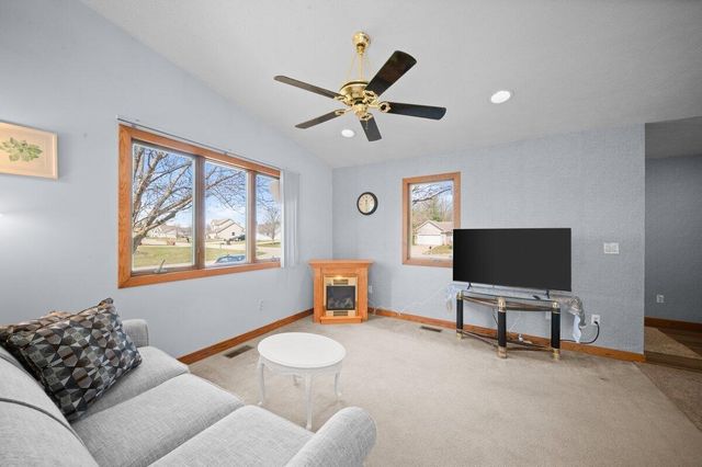 3862 Bent Pine Drive, Holland, MI 49424