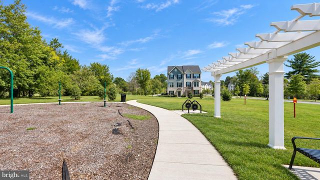 9747 TALL OAKS RD, Montgomery Village, MD 20886