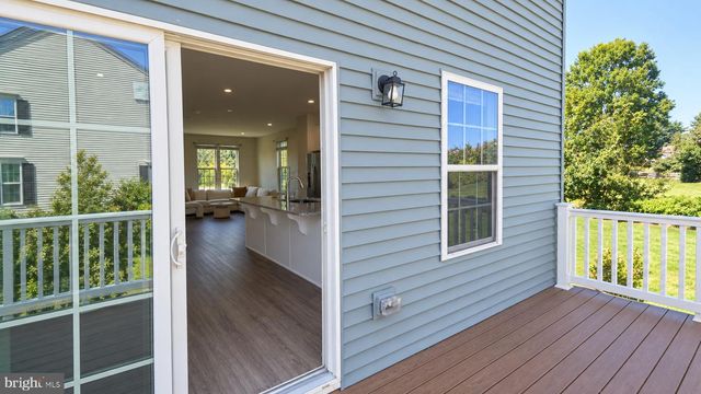 9747 TALL OAKS RD, Montgomery Village, MD 20886