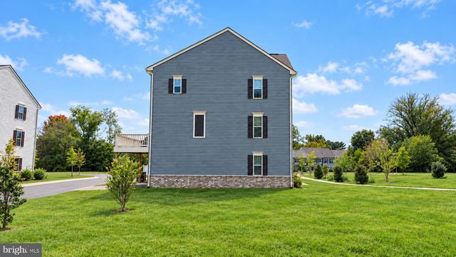 9747 TALL OAKS RD, Montgomery Village, MD 20886
