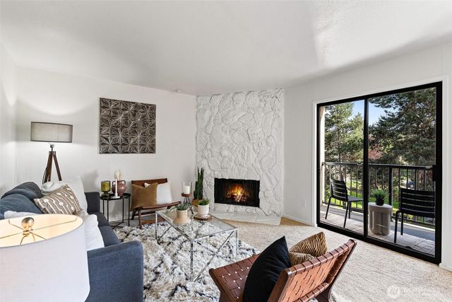12611 NE 145th Place #H81, Kirkland, WA 98034