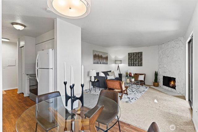 12611 NE 145th Place #H81, Kirkland, WA 98034