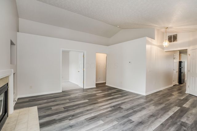 4009 Boyer Ridge Drive, Canal Winchester, OH 43110