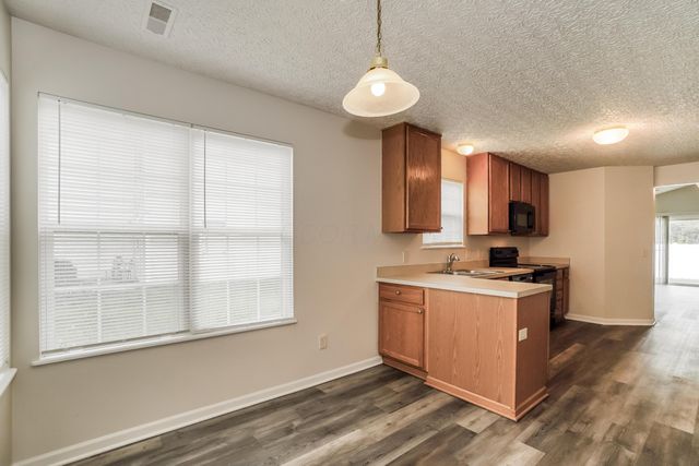 4009 Boyer Ridge Drive, Canal Winchester, OH 43110