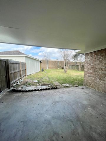 12011 Chessington Drive, Houston, TX 77031
