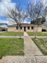 12011 Chessington Drive, Houston, TX 77031