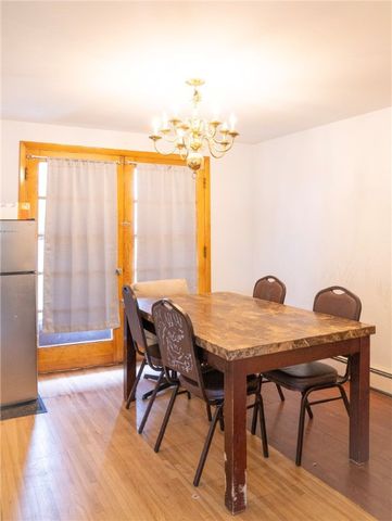 1067 Woodstock Avenue, Tonawanda, NY 14150